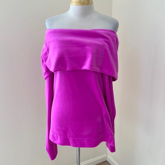 LILLY PULITZER Size M Belinda off the shoulder / one shoulder velour sweatshirt - Picture 5 of 12